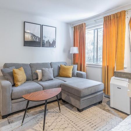 Gorgeous Whistler Creekside Studio Appartamento Esterno foto