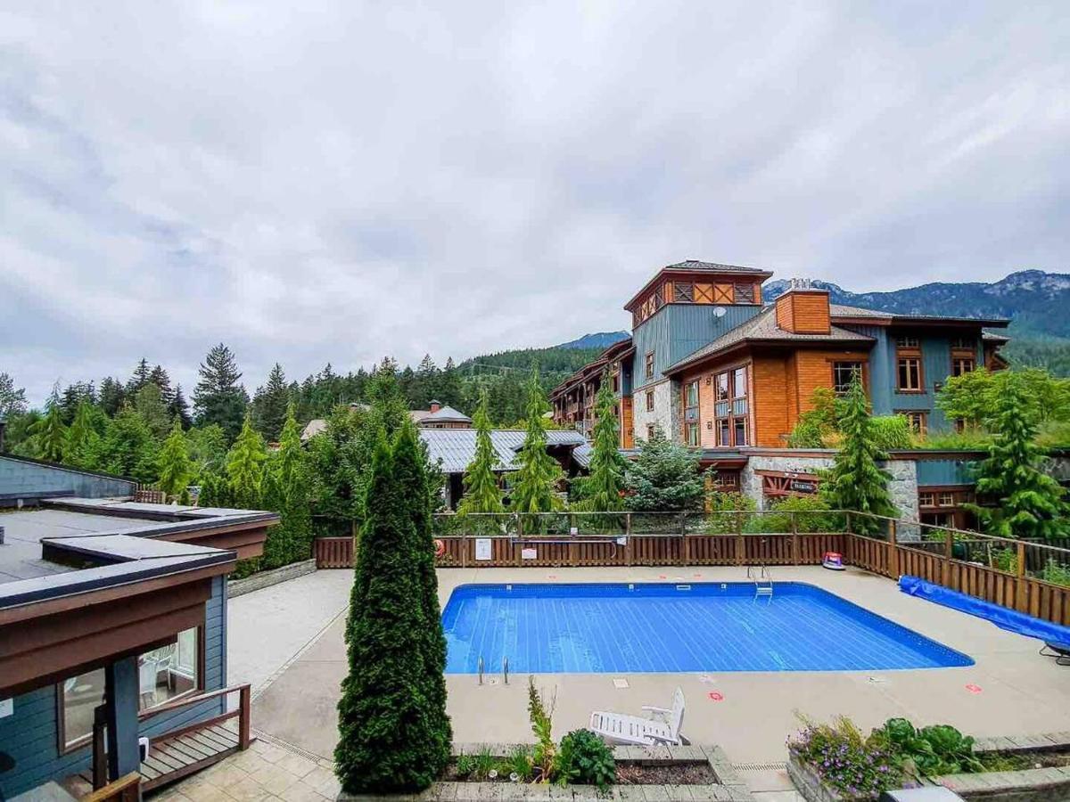 Gorgeous Whistler Creekside Studio Appartamento Esterno foto